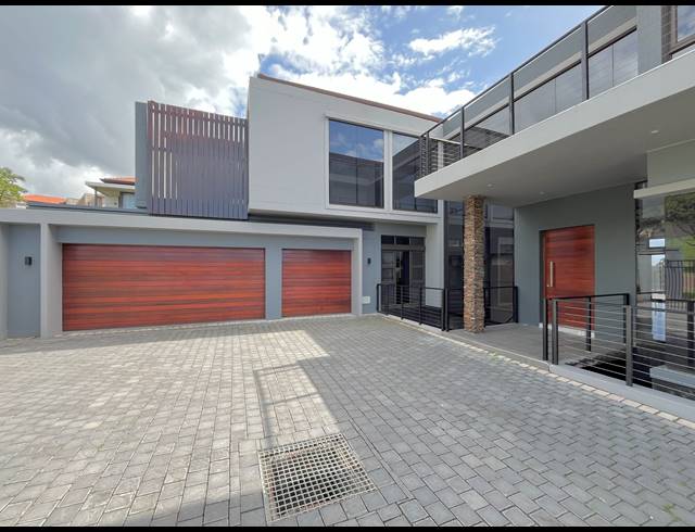 5 BEDROOM HOUSE FOR SALE IN IZINGA RIDGE
